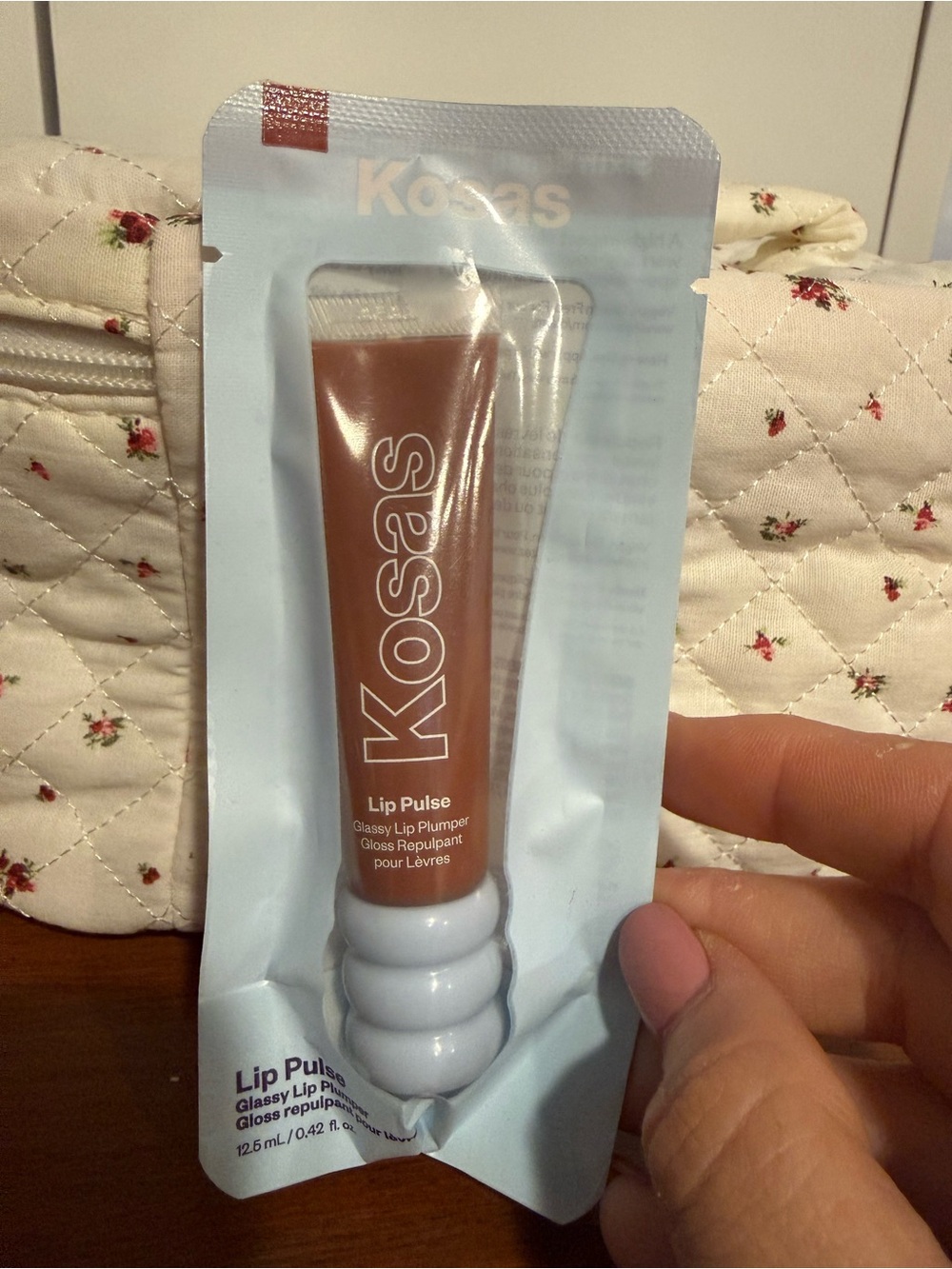 Kosas Lip Pulse Glassy Lip Plumper โ Sheer Warm Beige